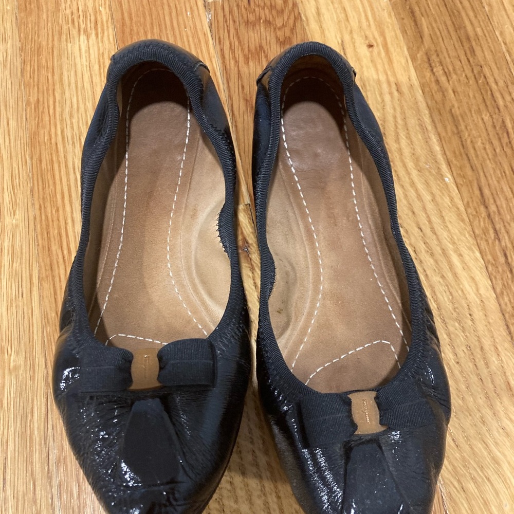 Salvatore Ferragamo black patent ballet flats